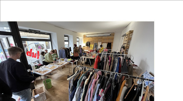 DER BERG RUFT – euch ins TRÖDELCAFÉ